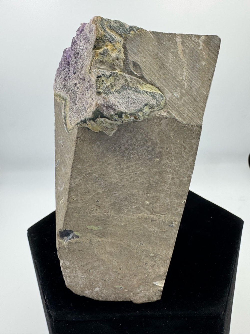 Natural Amethyst Crystal Geode Cluster - Deep Purple (Brazil) - Picture 5 of 6